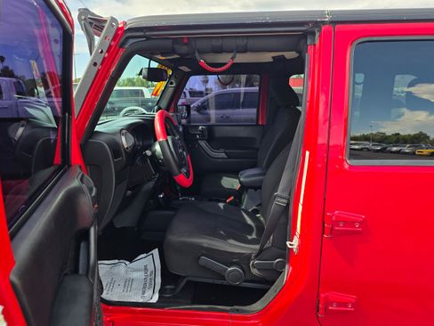 Used 2014 Jeep Wrangler Unlimited Sport w/ Quick Order Package 24S AWD/4WD image 13