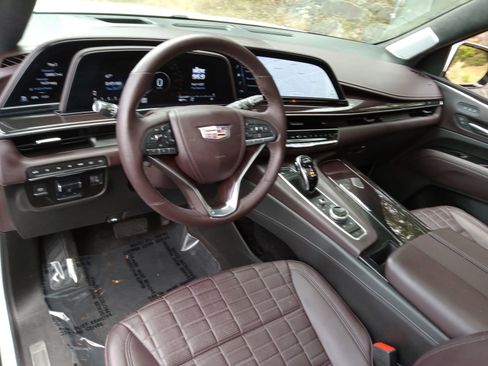 Used 2021 Cadillac Escalade Sport Platinum image 10