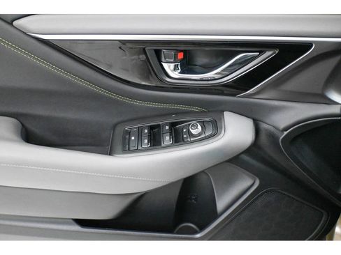 Used 2023 Subaru Outback Onyx Edition image 8