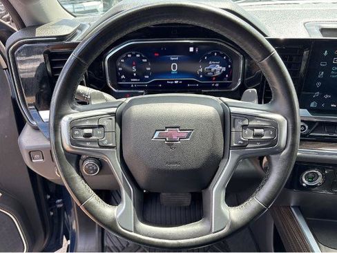 Used 2023 Chevrolet Silverado 1500 LT Trail Boss AWD/4WD image 28