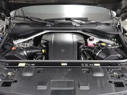 Used 2024 Land Rover Range Rover Sport AWD/4WD image 24