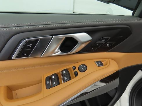 New 2026 BMW X5 sDrive40i w/ M Sport Package image 23