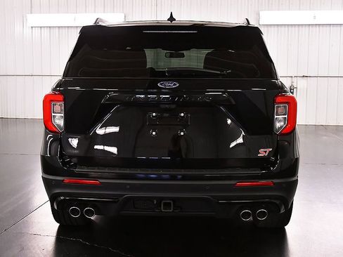 Used 2023 Ford Explorer ST w/ Equipment Group 401A AWD/4WD image 6