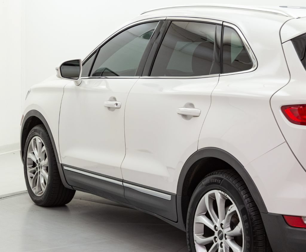 Used 2015 Lincoln MKC AWD w/ Equipment Group 101A Select image 13