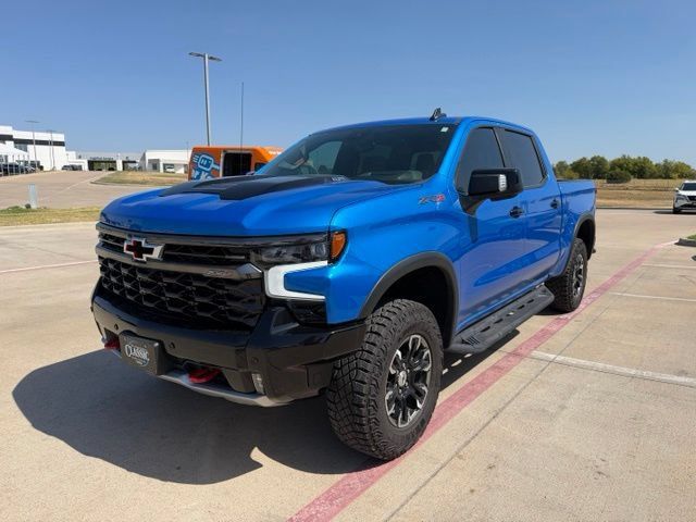 Used 2025 Chevrolet Silverado 1500 ZR2 w/ Technology Package AWD/4WD image 9