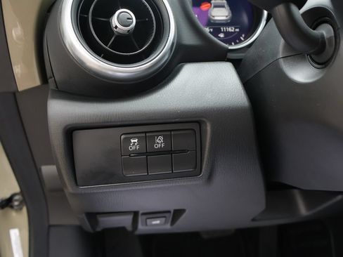 Used 2023 MAZDA MX-5 Miata Grand Touring RWD image 20