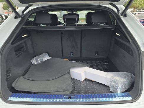 New 2026 Audi Q8 Premium image 8