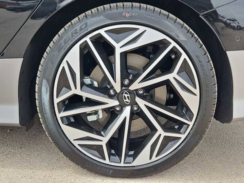 Used 2024 Hyundai Ioniq 6 Limited RWD image 13
