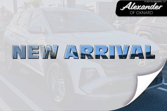 Used 2025 Hyundai Tucson SE FWD image 1