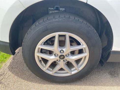 Certified 2024 Ford Edge SEL w/ Convenience Package AWD/4WD image 7