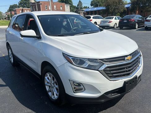 Used 2018 Chevrolet Equinox LT FWD image 3