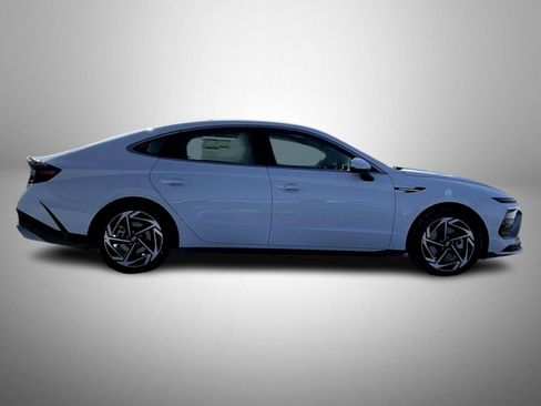 New 2026 Hyundai Sonata SEL image 4