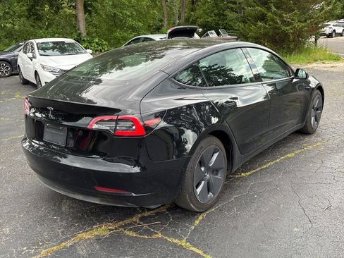 Used 2022 Tesla Model 3 Standard Range RWD image 3