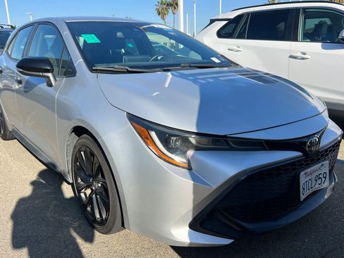 Used 2021 Toyota Corolla SE FWD image 3