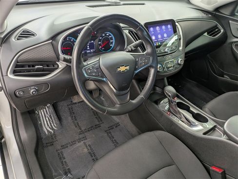 Used 2021 Chevrolet Malibu RS image 13