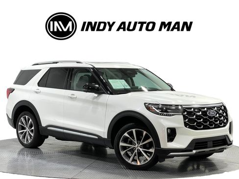 Used 2025 Ford Explorer Platinum w/ Ultimate Package AWD/4WD image 2