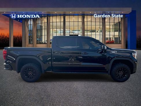 Used 2021 GMC Sierra 1500 AT4 w/ AT4 Premium Package AWD/4WD image 5