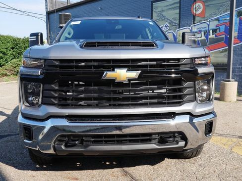 New 2026 Chevrolet Silverado 3500 W/T AWD/4WD image 2