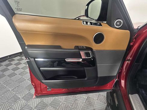 Used 2020 Land Rover Range Rover Sport SVR image 15