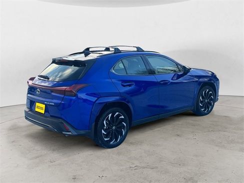 Used 2025 Lexus UX 300h AWD image 5