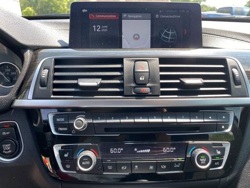 Used 2018 BMW 330i Gran Turismo xDrive image 20