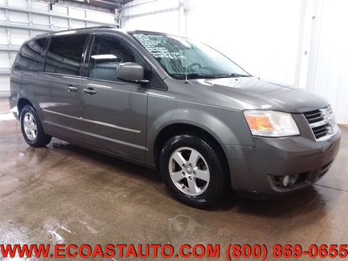 Used 2010 Dodge Grand Caravan SXT image 1