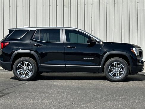 New 2026 GMC Terrain Elevation w/ Technology Package II image 4