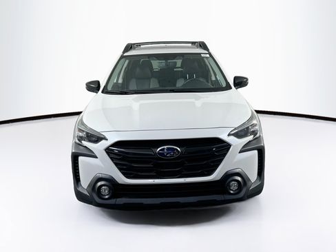 Used 2023 Subaru Outback Onyx Edition AWD/4WD image 2