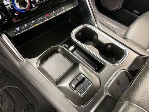 Certified 2025 GMC Sierra 3500 Denali w/ Denali Reserve Package AWD/4WD image 37