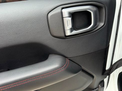 Used 2019 Jeep Wrangler Unlimited Rubicon image 28