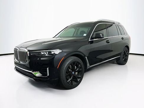 Used 2020 BMW X7 xDrive40i w/ Luxury Seating Package image 3