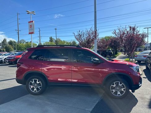 Used 2022 Honda Passport TrailSport image 6