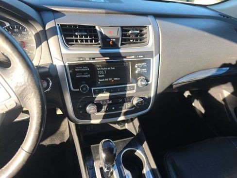 Used 2017 Nissan Altima 2.5 SL image 24