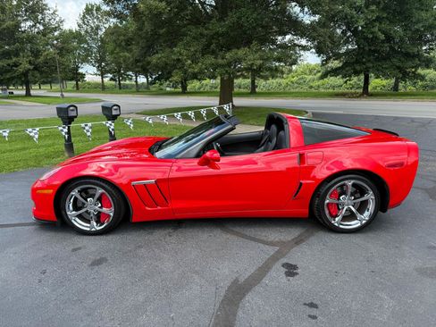 Used 2010 Chevrolet Corvette Grand Sport RWD image 15