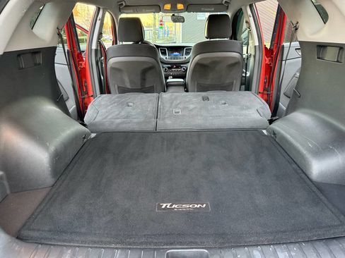 Used 2016 Hyundai Tucson SE image 11