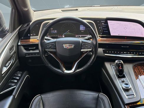 Used 2021 Cadillac Escalade Premium Luxury w/ LPO, Radiant Package AWD/4WD image 27