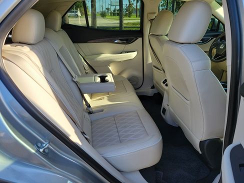 Used 2023 Buick Envision Avenir FWD image 12