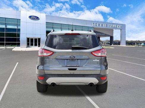 Used 2014 Ford Escape SE w/ Equipment Group 201A FWD image 3