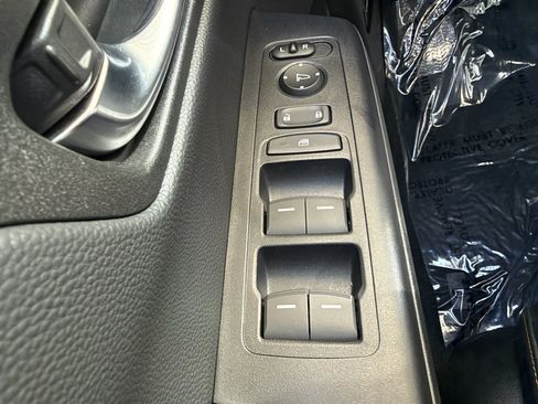 Used 2025 Honda CR-V Sport-L image 28