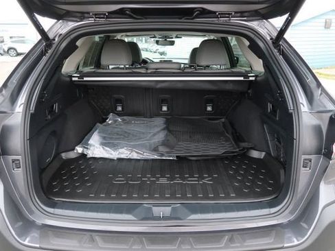 Certified 2025 Subaru Outback Limited w/ Popular Package #2 image 34