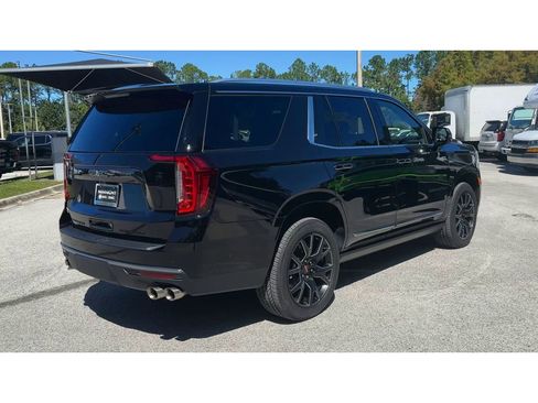 Certified 2024 GMC Yukon Denali Ultimate image 8