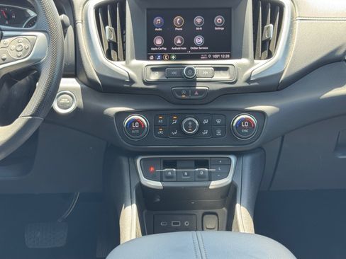 Used 2024 GMC Terrain SLE w/ Driver Convenience Package FWD image 15