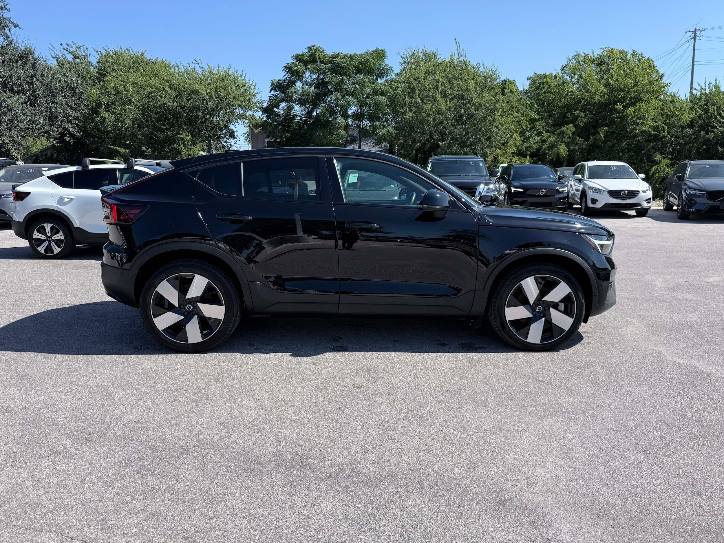 Certified 2023 Volvo C40 P8 Recharge Ultimate AWD/4WD image 7
