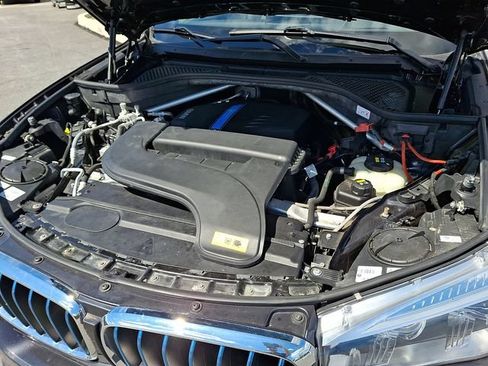 Used 2018 BMW X5 xDrive40e AWD/4WD image 29