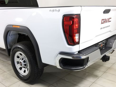 Used 2024 GMC Sierra 2500 Pro w/ Convenience Package AWD/4WD image 39