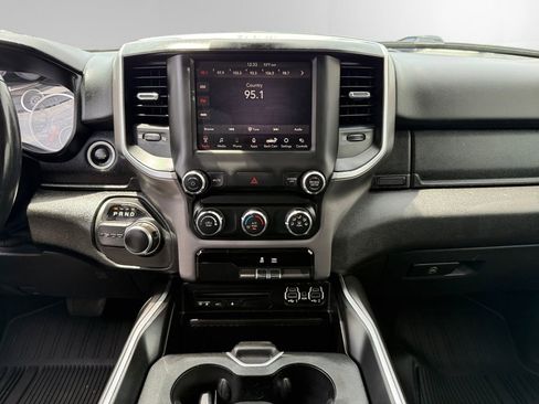 Used 2019 RAM 1500 Big Horn RWD image 11