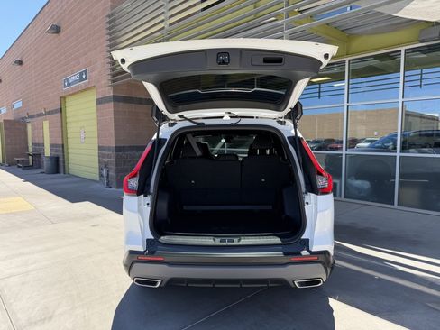 Used 2025 Honda CR-V Sport image 36