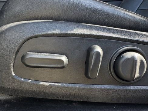 Used 2020 GMC Terrain SLT w/ Preferred Package image 29