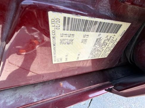 Used 2010 Nissan Altima 2.5 S FWD image 9
