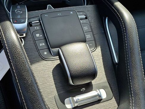 Used 2021 Mercedes-Benz GLE 580 4MATIC image 26